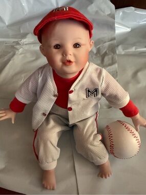 ESTATE FIND VINTAGE ASHTON DRAKE MICHAEL PORCELAIN DOLL WITH BASEBALL & CAP